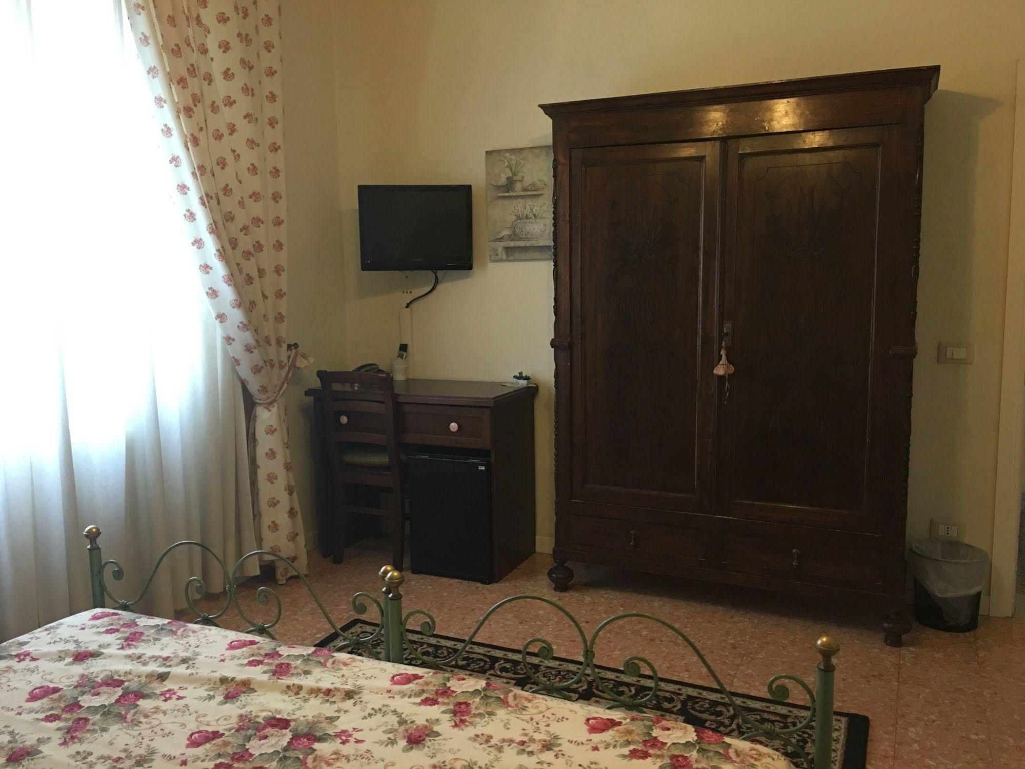 Affittacamere La Casa Di Ugo Ciglione Exteriér fotografie