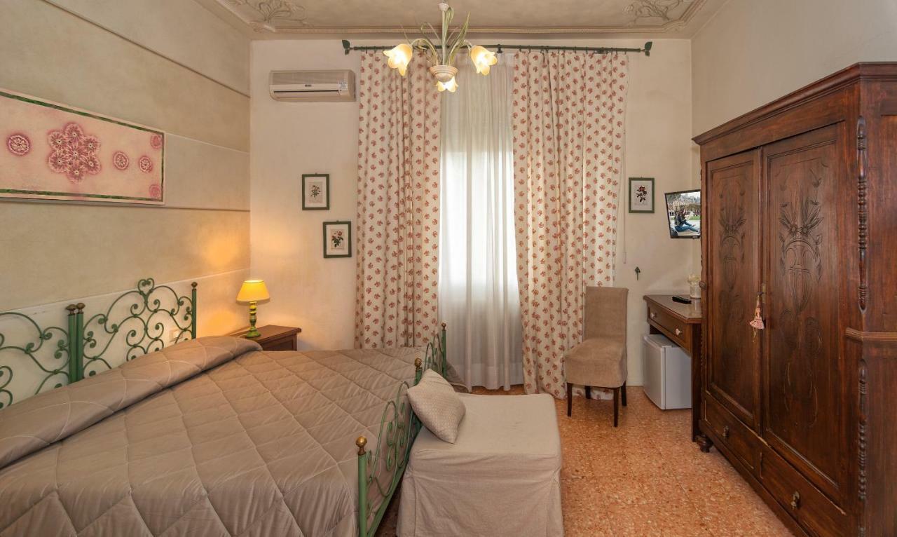 Affittacamere La Casa Di Ugo Ciglione Exteriér fotografie